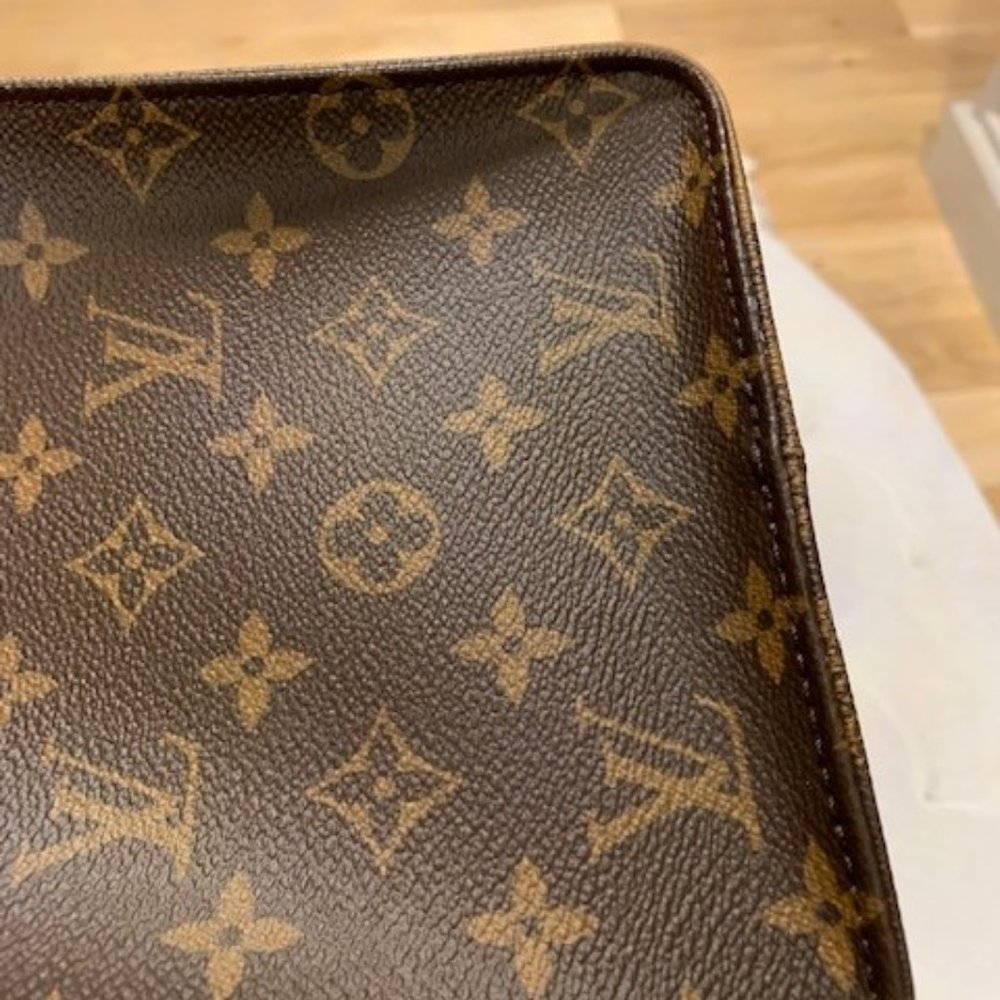 Authentic LV Reverse Monogram GM Bag - Picture 4 of 5